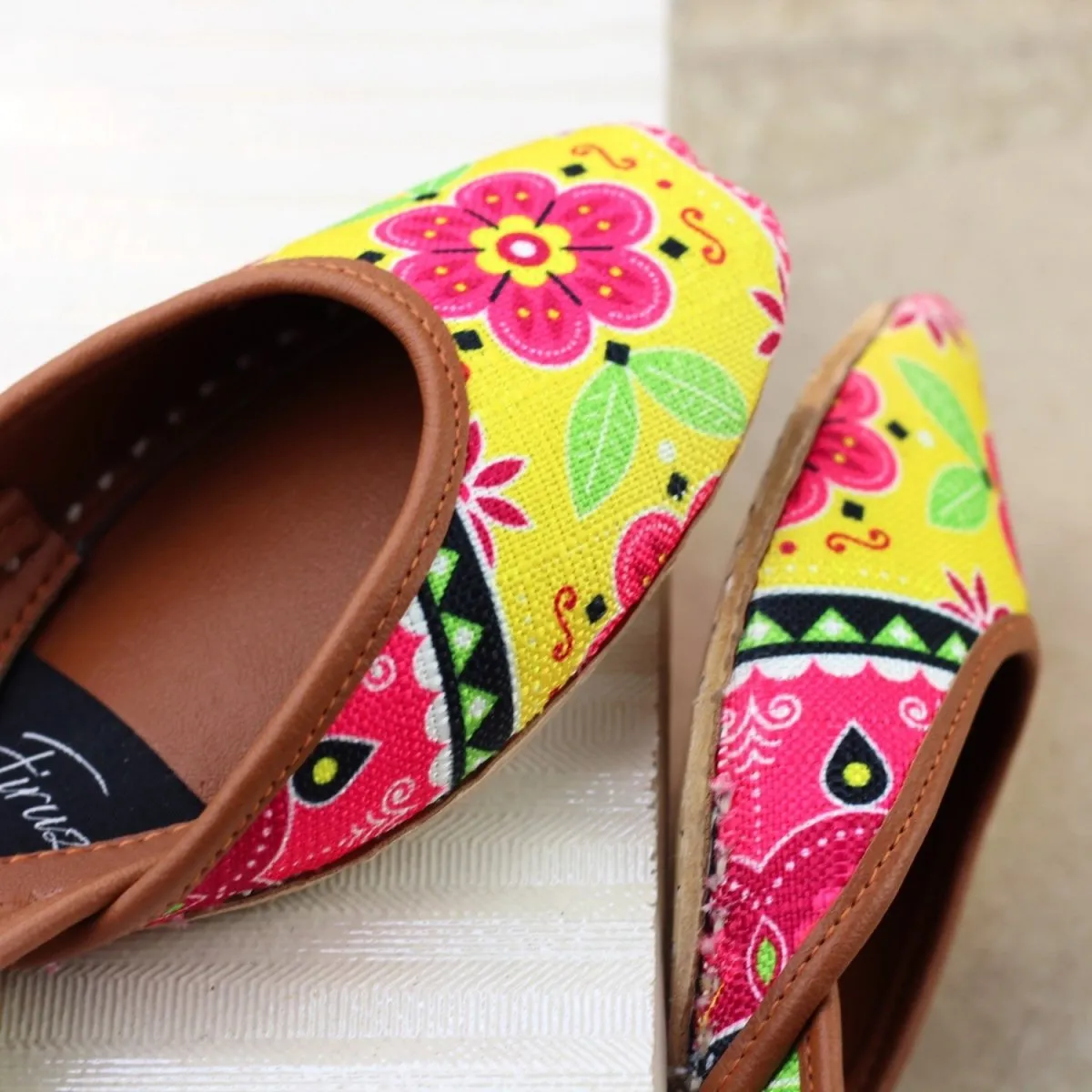 Firuz Shoes Pakistani Truck Art Khussa FIR05