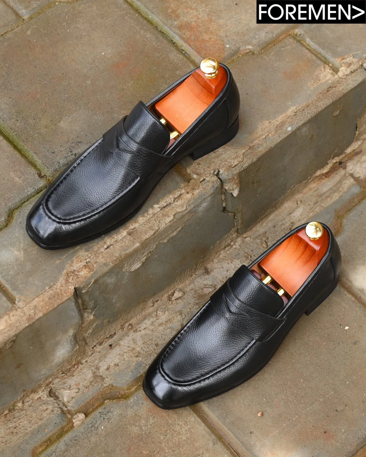 GEORGIA | Black Leather Loafers