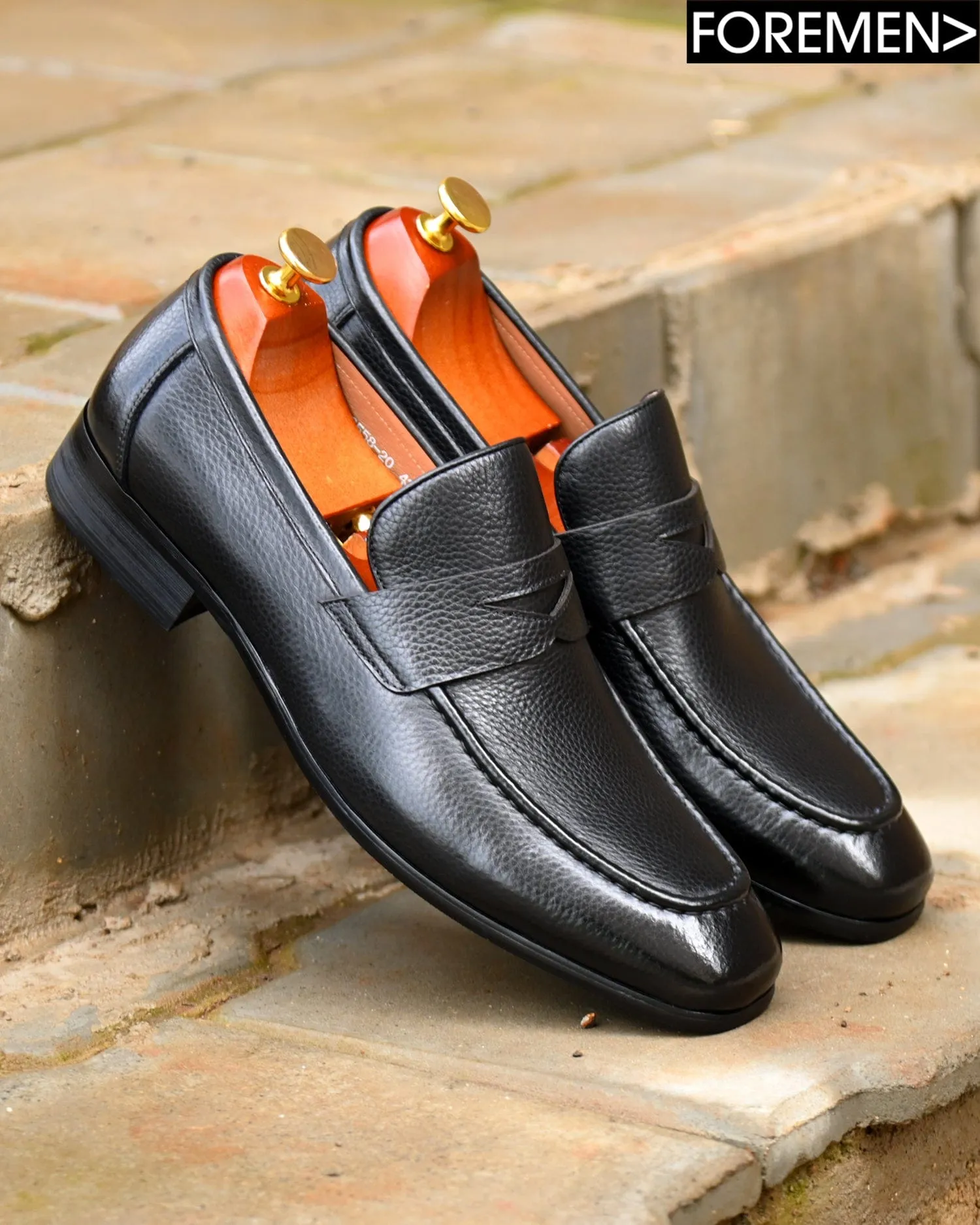 GEORGIA | Black Leather Loafers