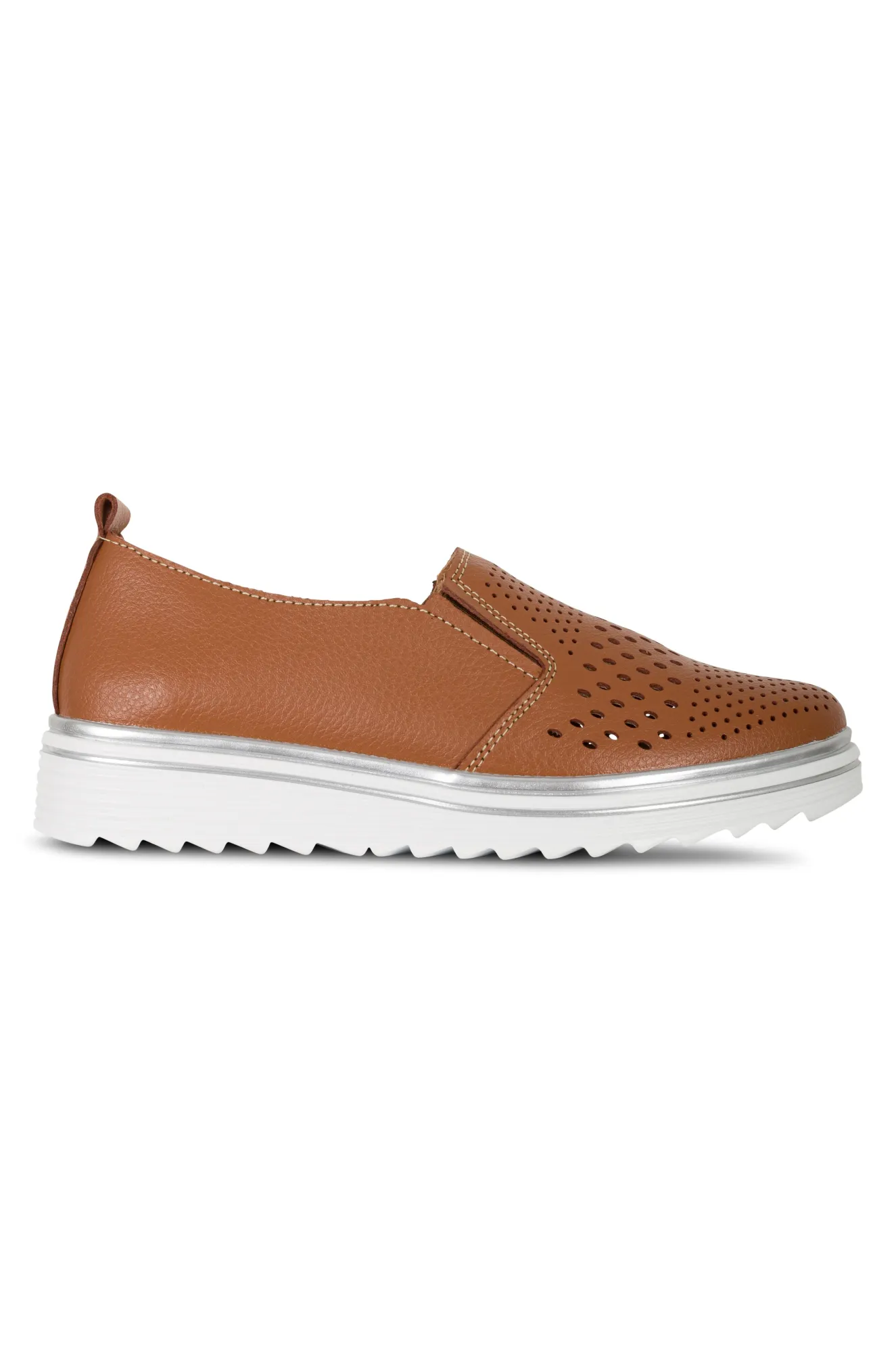 Leather Slip on Shoe | TAN | CHONTEL AB