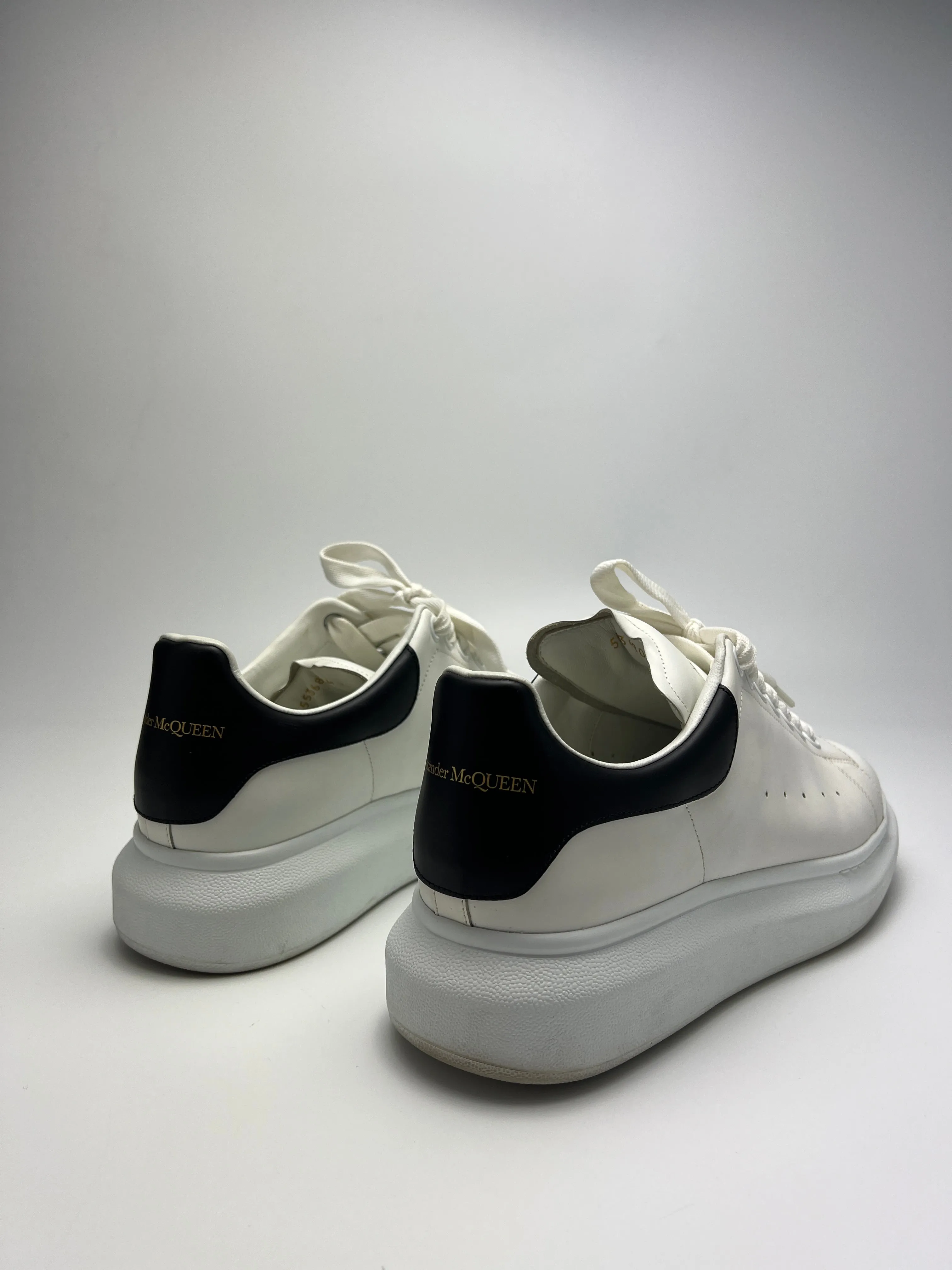 Men's Oversized Sneaker in White/Black