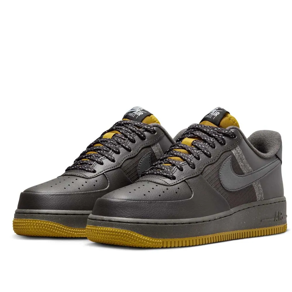 Nike Men's Air Force 1 '07 LV8 Shoes