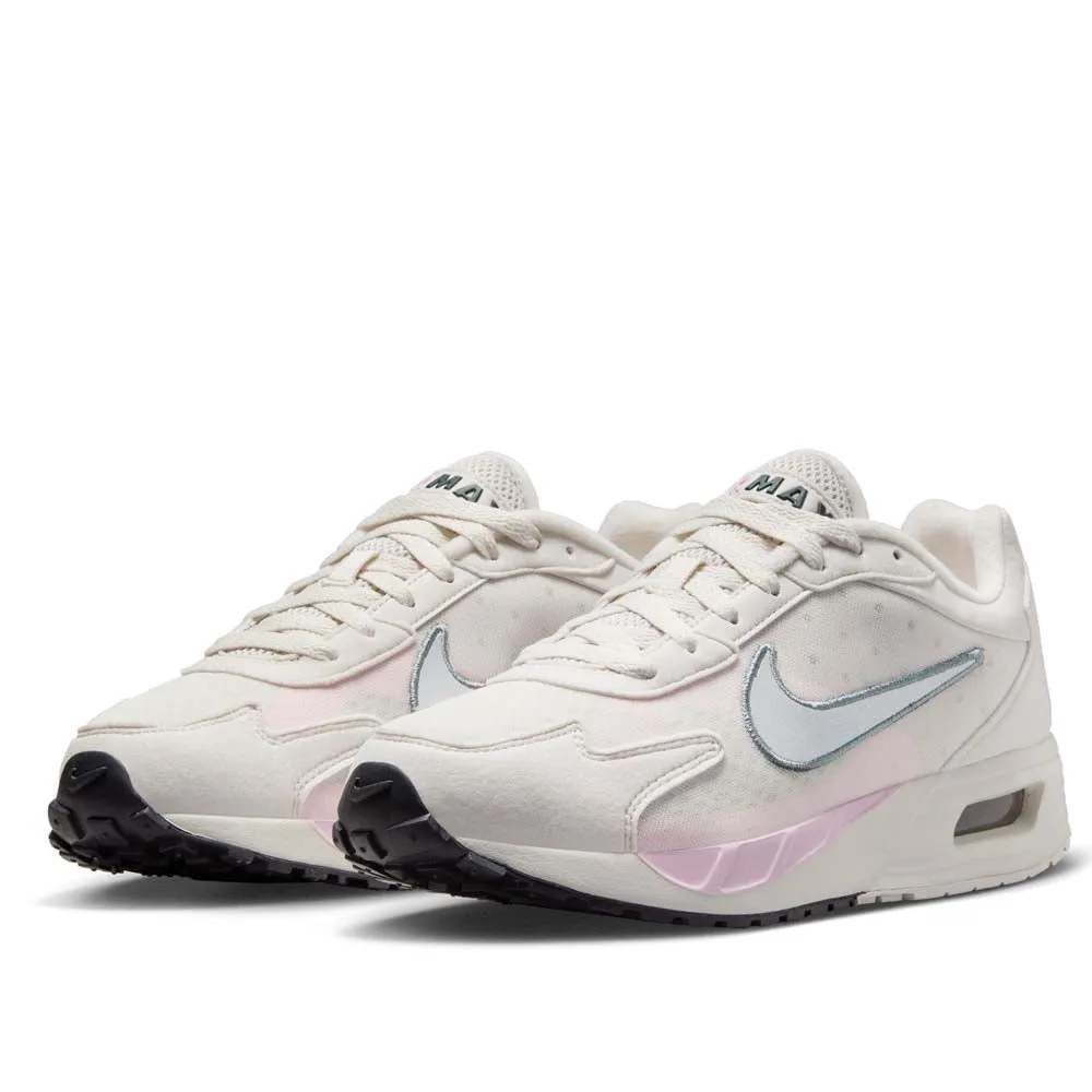 Nike Women's Air Max Solo Shoes