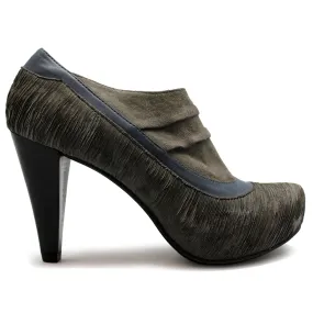 Nouveau - Grey platform shoe- LAST PAIR 37!